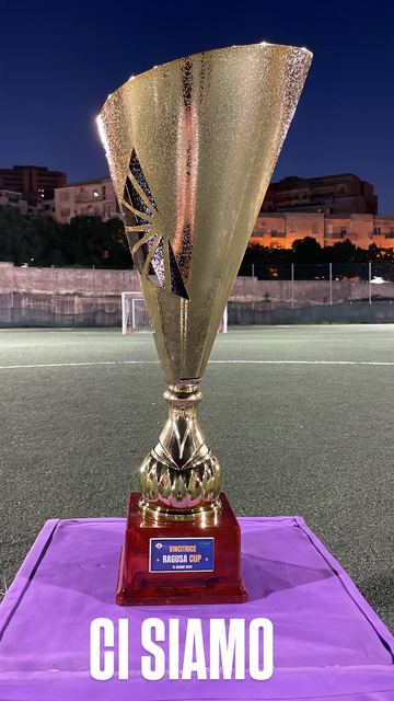 La coppa della Ragusa Kings Cup a bordo campo